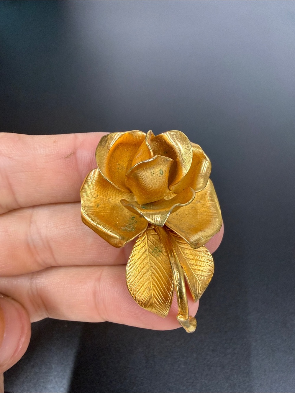 Gold-Tone Rose Brooch Pin - Classic Floral Accent